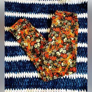 LuLaRoe OS Bambi Leggings
